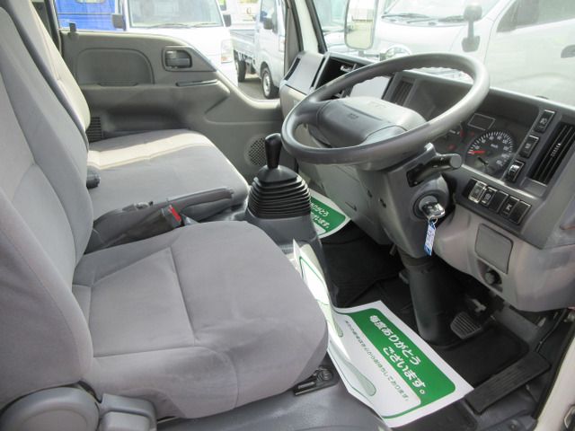 ISUZU  2011 Image 31