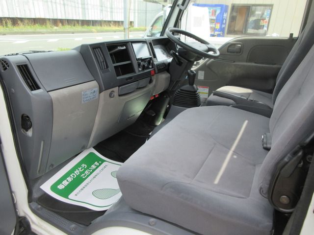 ISUZU  2011 Image 31