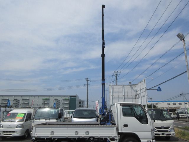 ISUZU  2011 Image 31