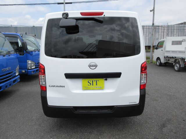 NISSAN CARAVAN VAN 2WD 2022 Image 31