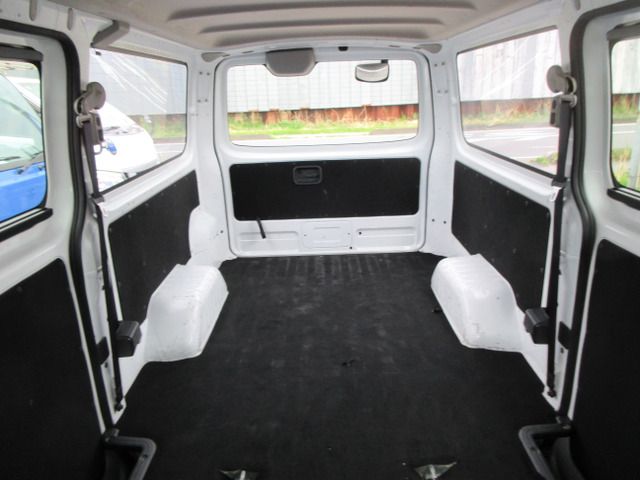 NISSAN CARAVAN VAN 2WD 2022 Image 31