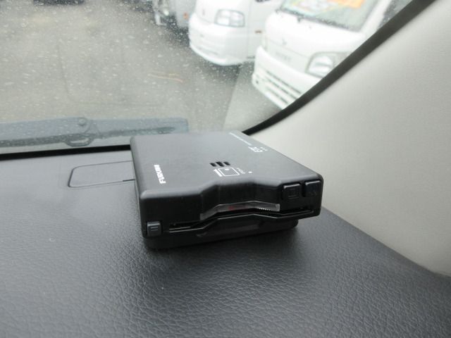 NISSAN CARAVAN VAN 2WD 2022 Image 31