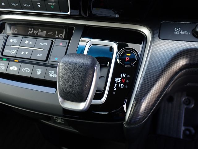 HONDA STEPWAGON SPADA HYBR 2018 Image 31