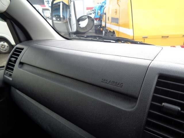 TOYOTA HIACE VAN 2WD 2017 Image 31