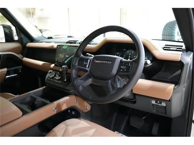 ROVER DEFENDER 2024 Image 31