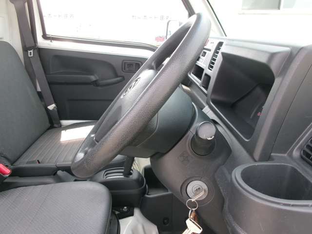 DAIHATSU HIJET TRUCK 4WD 2017 Image 31