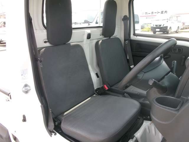 DAIHATSU HIJET TRUCK 4WD 2017 Image 31