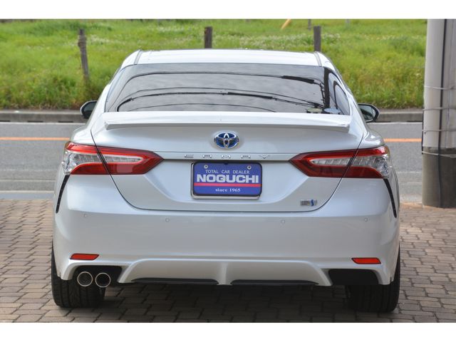 TOYOTA CAMRY HYBRID 2019 Image 31