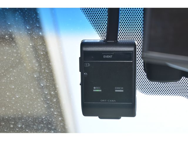 TOYOTA CAMRY HYBRID 2019 Image 31