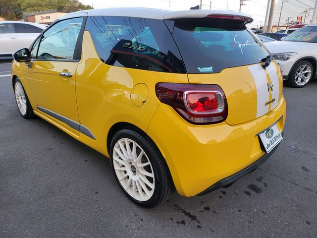 CITROEN DS3 2015 Image 31