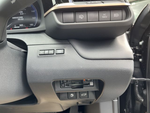 TOYOTA CROWN SPORT 2024 Image 31