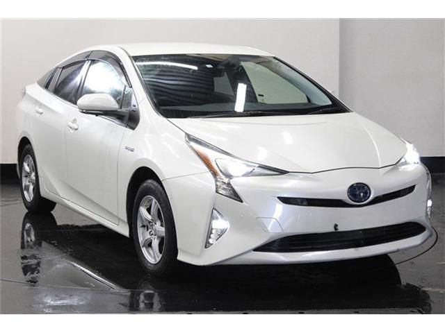 TOYOTA PRIUS 4WD 2018 Image 31