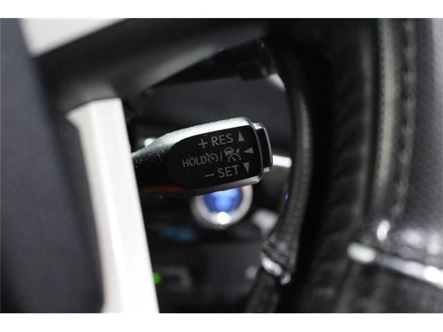 TOYOTA PRIUS 4WD 2018 Image 31