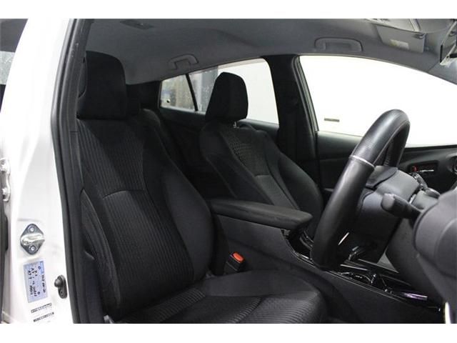 TOYOTA PRIUS 4WD 2018 Image 31