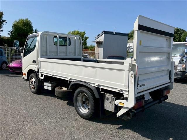 HINO DUTRO 2015 Image 31