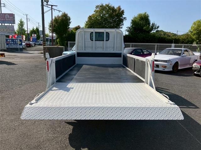 HINO DUTRO 2015 Image 31