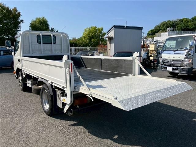 HINO DUTRO 2015 Image 31