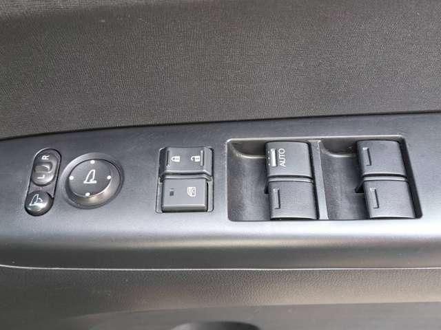 HONDA N BOX 2015 Image 31