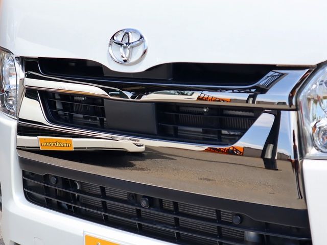 TOYOTA HIACE VAN 4WD 2023 Image 31