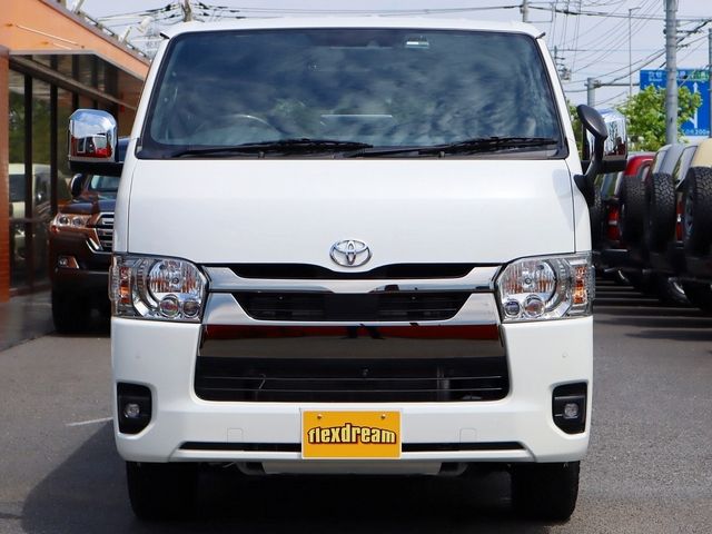 TOYOTA HIACE VAN 4WD 2023 Image 31