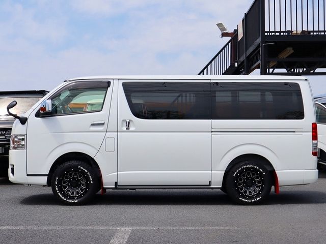 TOYOTA HIACE VAN 4WD 2023 Image 31