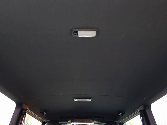 TOYOTA HIACE VAN 4WD 2023 Image 31