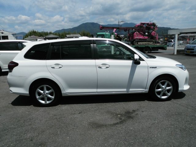 TOYOTA COROLLA FIELDER HYBR 2019 Image 31