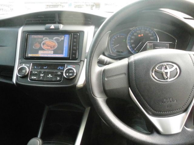 TOYOTA COROLLA FIELDER HYBR 2019 Image 31