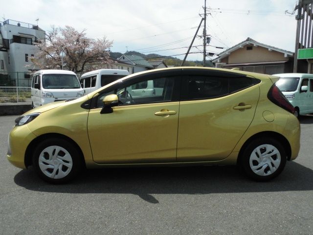 TOYOTA AQUA 2022 Image 31