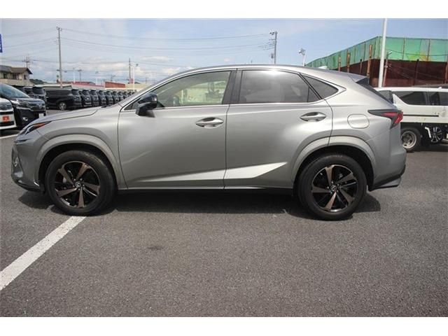 TOYOTA LEXUS NX300 2020 Image 31