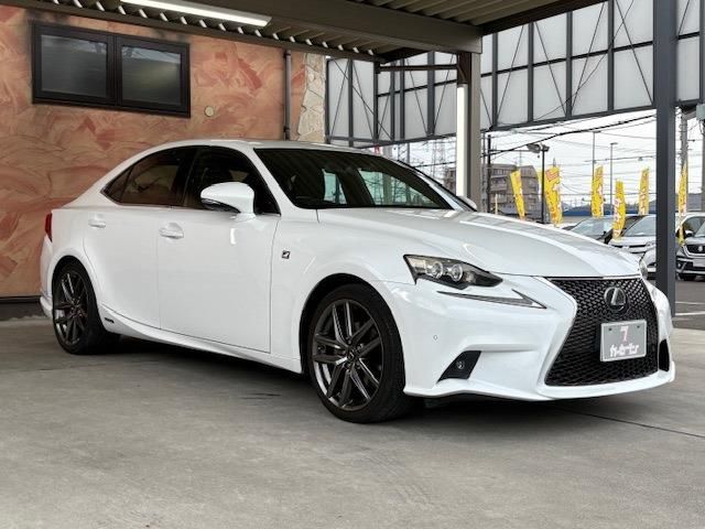 TOYOTA LEXUS IS300H 2013 Image 31