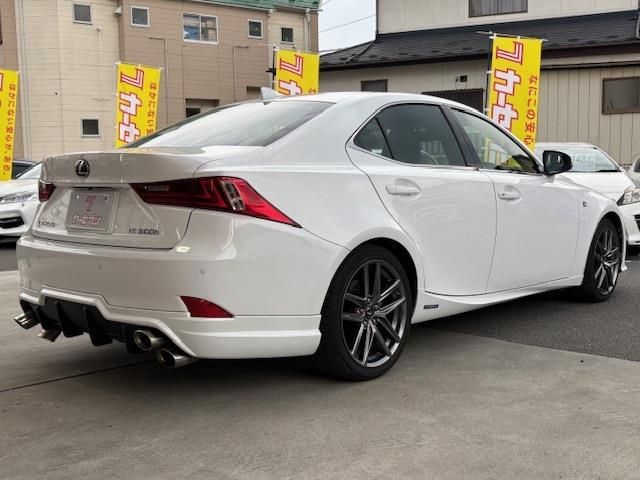 TOYOTA LEXUS IS300H 2013 Image 31