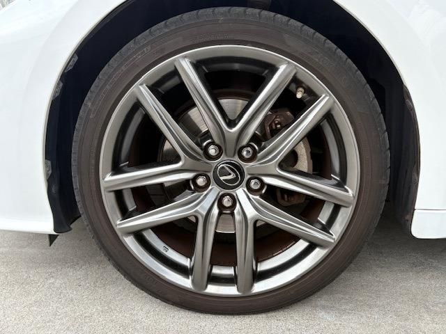 TOYOTA LEXUS IS300H 2013 Image 31