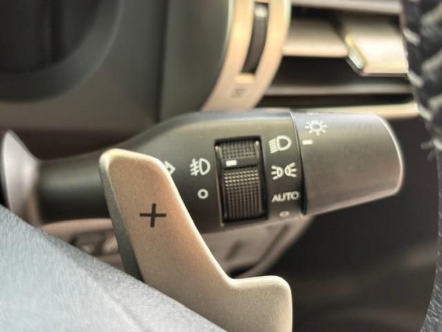 TOYOTA LEXUS IS300H 2013 Image 31