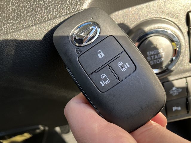 DAIHATSU HIJET DECKVAN 4WD 2024 Image 31