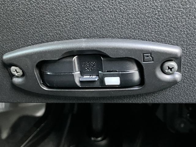 DAIHATSU HIJET DECKVAN 4WD 2024 Image 31