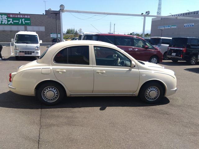 MITSUOKA VIEWT 2010 Image 31