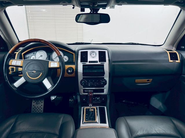 CHRYSLER 300C 2005 Image 31