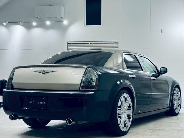 CHRYSLER 300C 2005 Image 31
