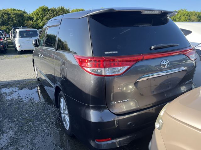 TOYOTA ESTIMA 2012 Image 31