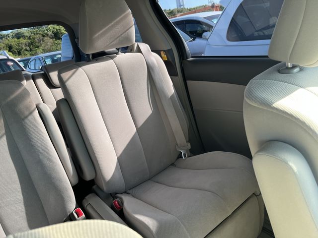 TOYOTA ESTIMA 2012 Image 31