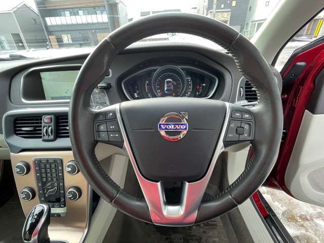 VOLVO V40 CROSS COUN 2015 Image 31