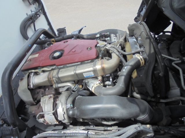 HINO DUTRO 2015 Image 31