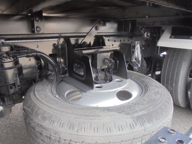 HINO DUTRO 2015 Image 31