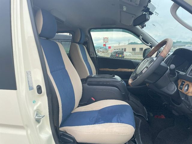 TOYOTA HIACE VAN 4WD 2018 Image 31