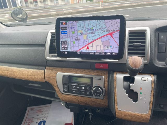 TOYOTA HIACE VAN 4WD 2018 Image 31