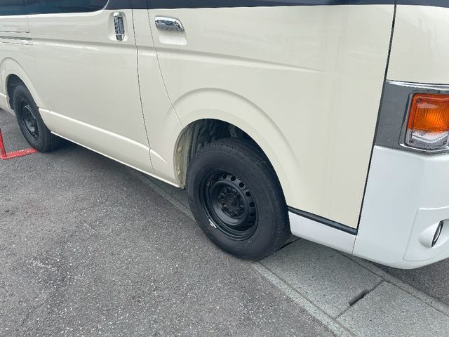 TOYOTA HIACE VAN 4WD 2018 Image 31