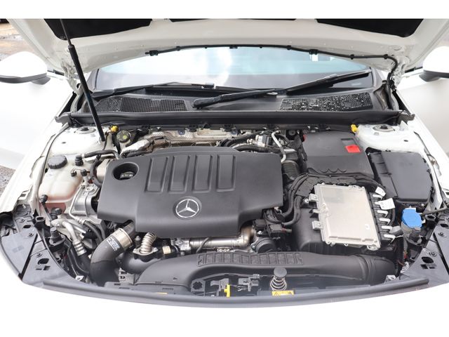 MERCEDES BENZ A CLAS 2019 Image 31