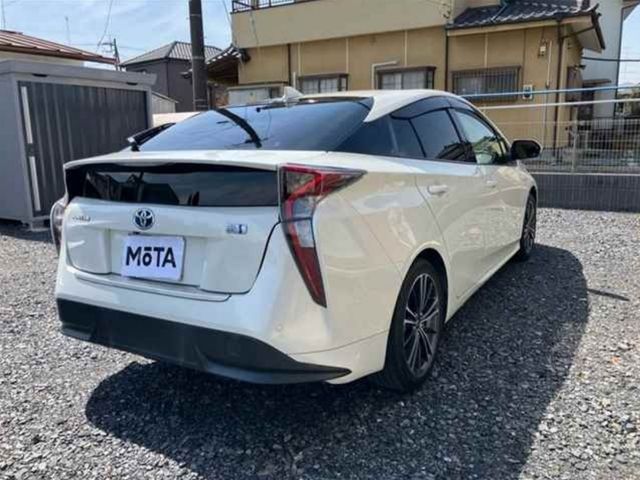 TOYOTA PRIUS 2016 Image 31