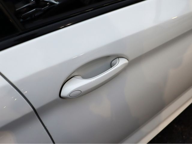 BMW 5SERIES TOURING 2019 Image 31